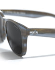 Mountain Brown listrado / preto