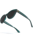 Bruit Blue / Black Beach