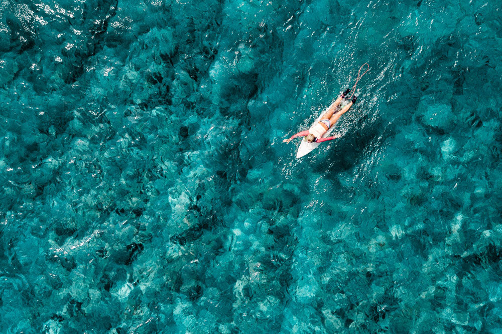 Surfeando olas de 10 metros en California y grabado con drones