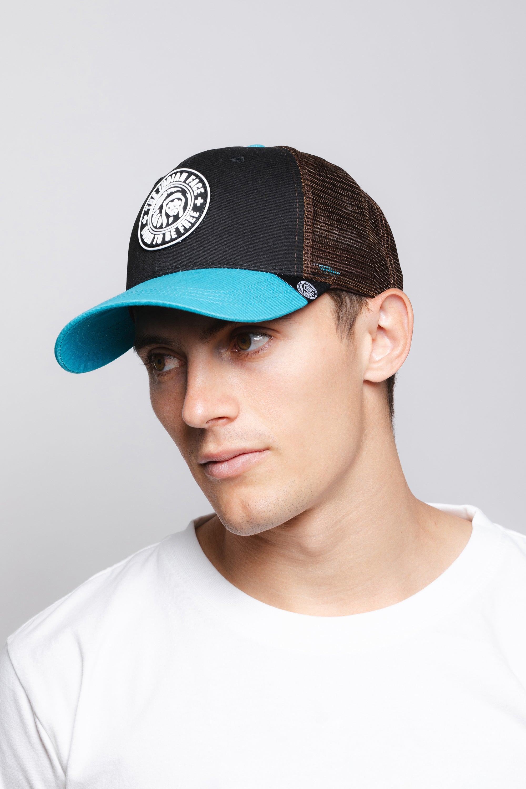 Born to Be Free Blu / Marrone
