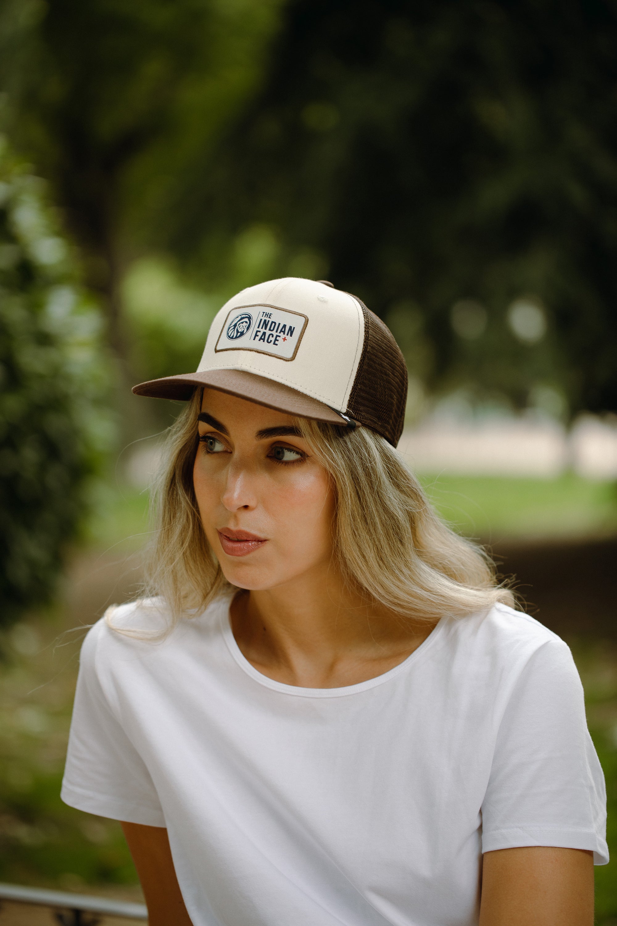 Latitude Brown / Beige