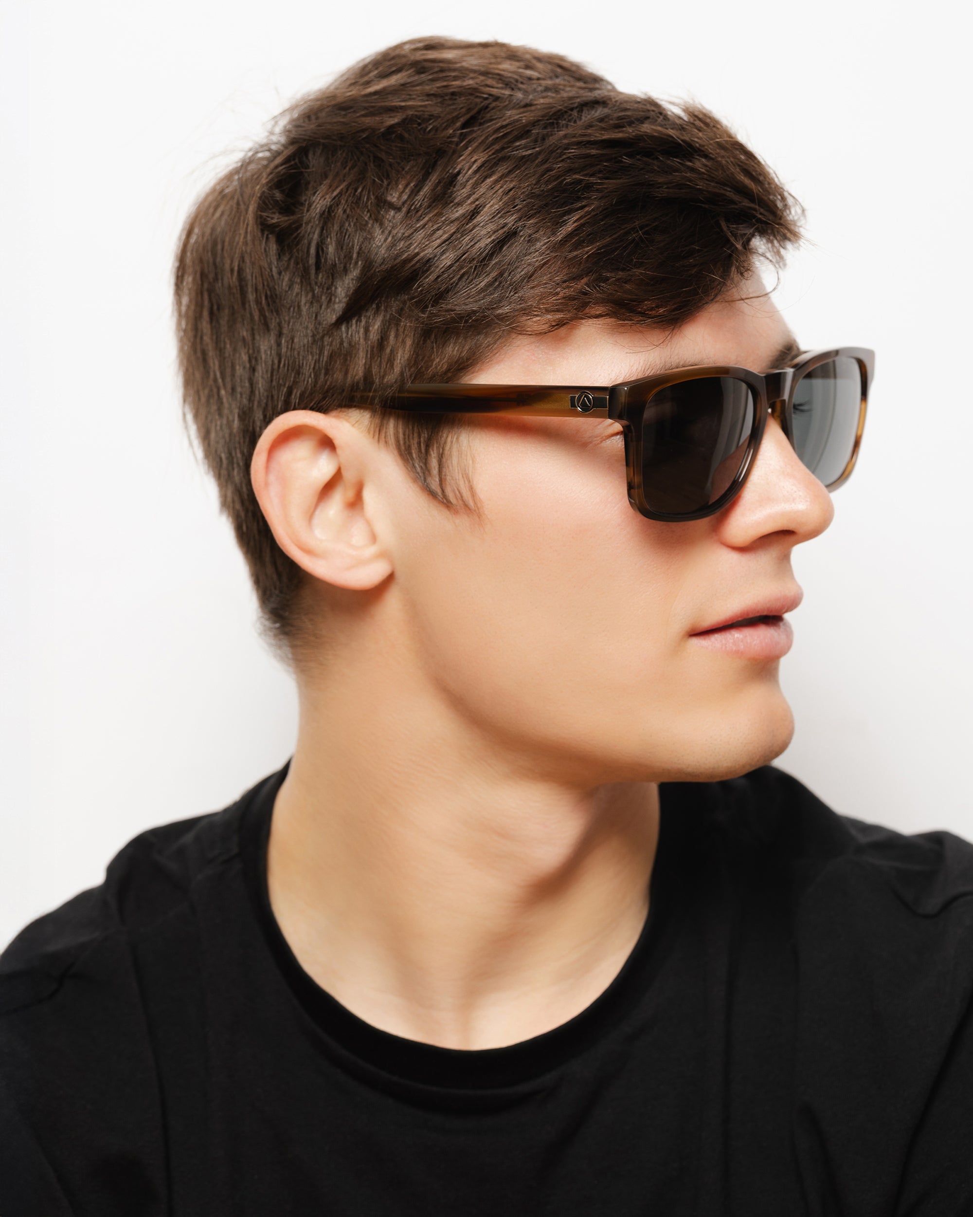 Jib Brown Tortoise / Schwarz