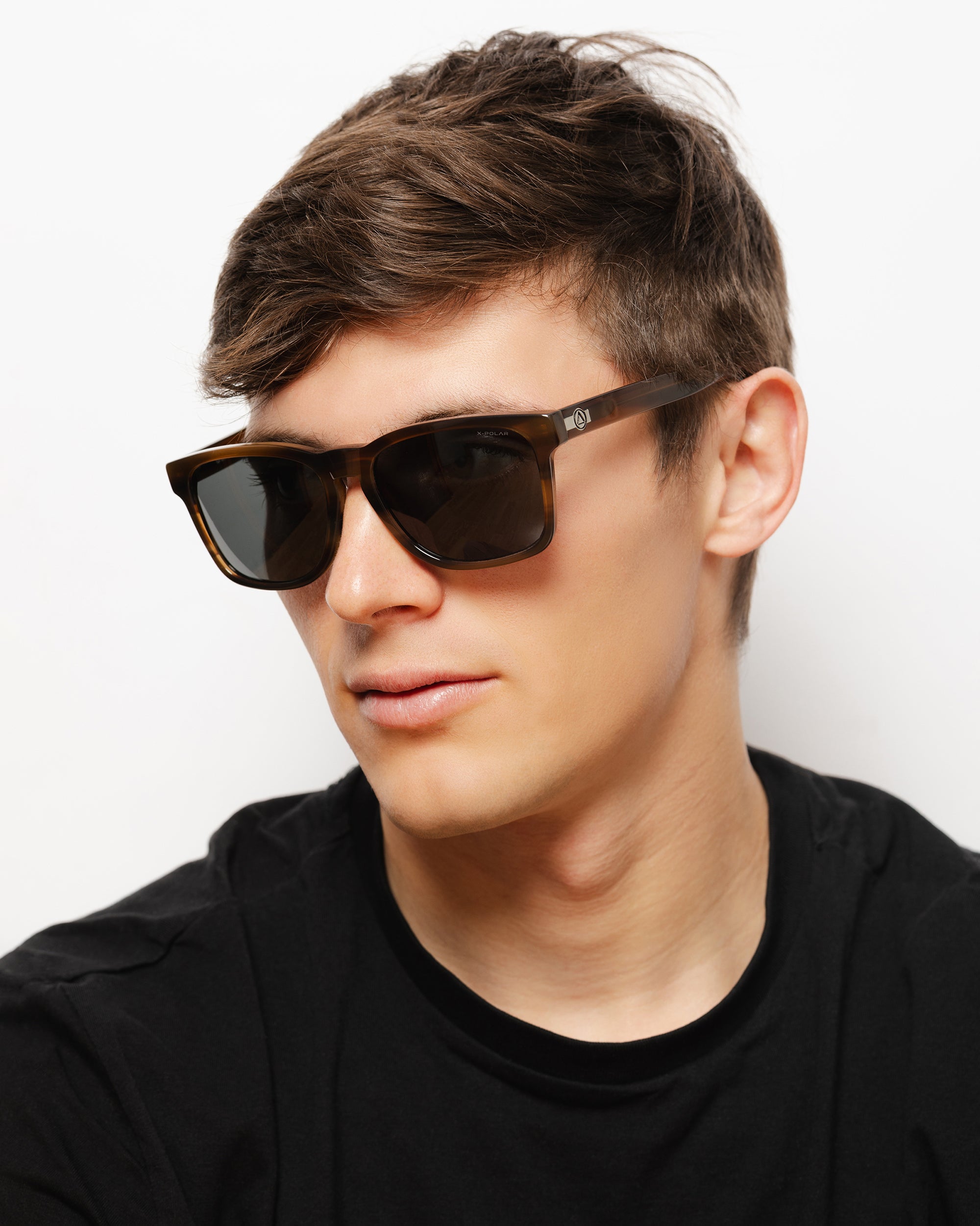 Jib Brown Tortoise / Schwarz