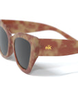 Isla Tortuga Tortoise / Black