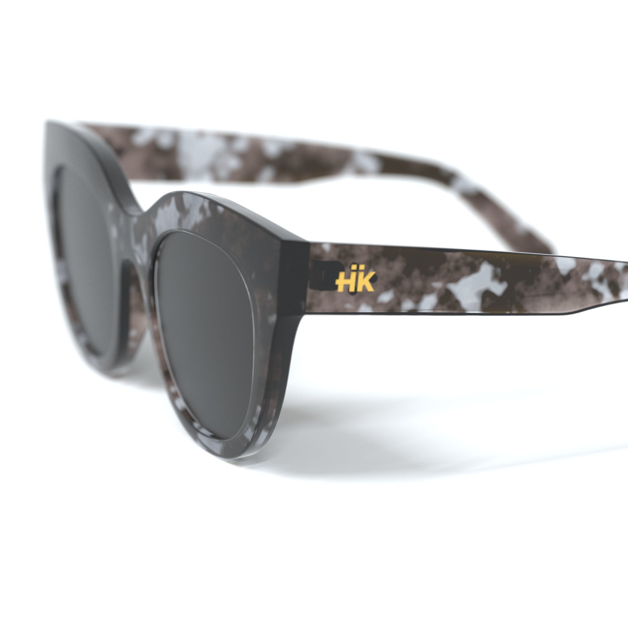 Formentera Tortoise / Black