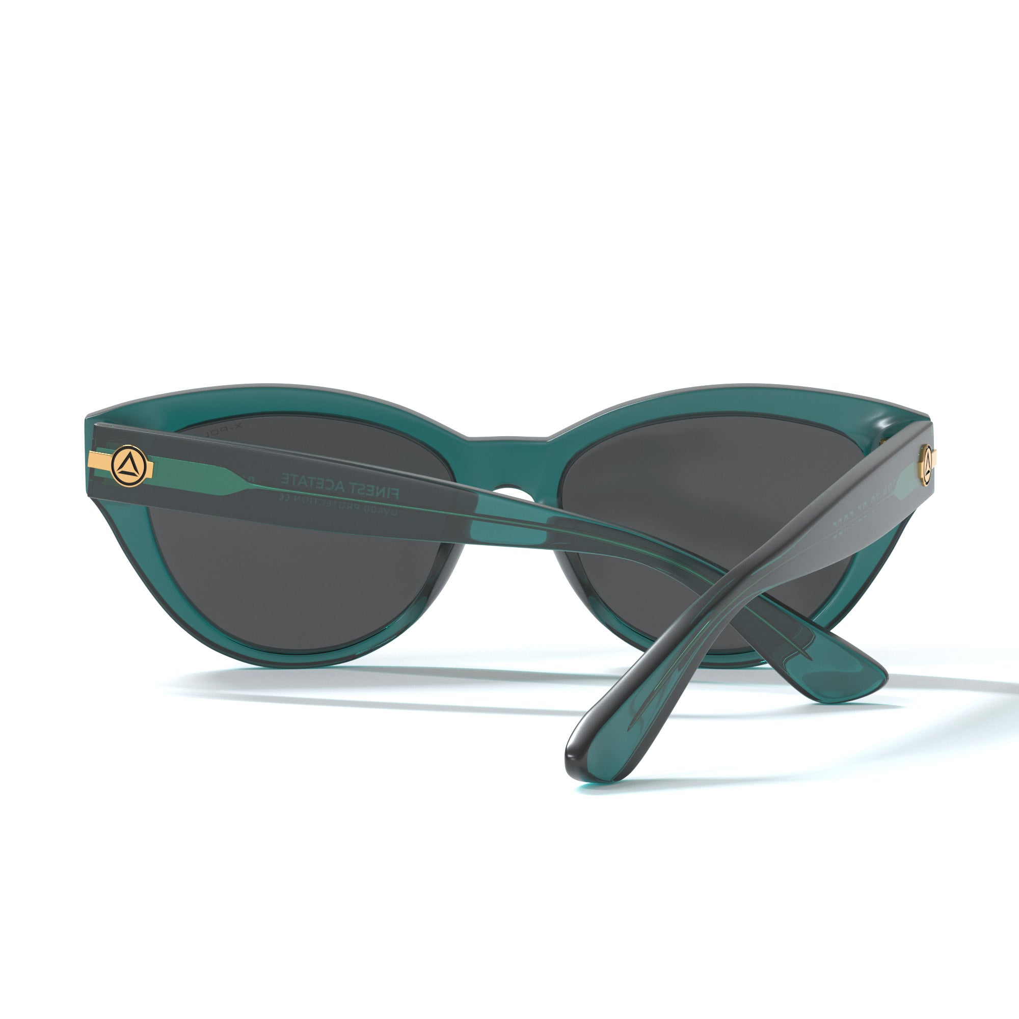 Bruit Blue / Black Beach